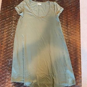 Hollister Co. green t-shirt dress